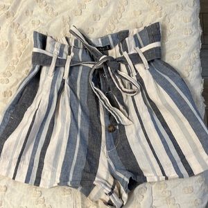 Abercrombie and Fitch front tie shorts